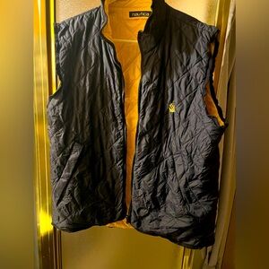 Men’s Reverse Nautica vest